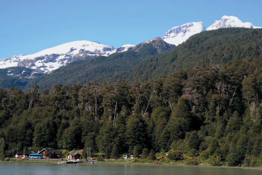 Lac Frías, traversée vers le Chili. Arnaud Bonnefoy