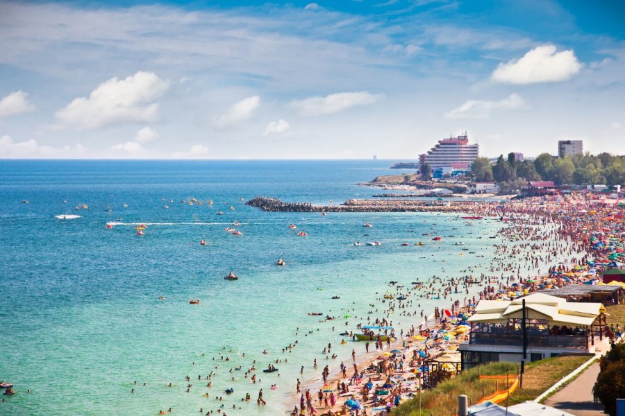 Sur la plage de Costinești, Constanta. Aleksandar Todorovic - Shutterstock.com