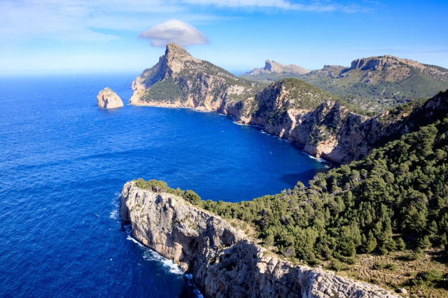 Serra de Tramuntana. nareshbalakrishnan - Shutterstock.com
