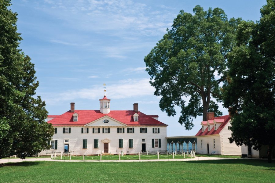 Mount Vernon, qui aurait accueilli Martha et George Washington. JacobH