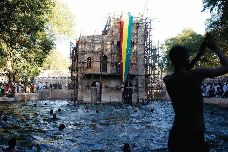 La ferveur religieuse des Éthiopiens orthodoxes lors des fêtes de Timkat (épiphanie) à Gondar. TRINITY