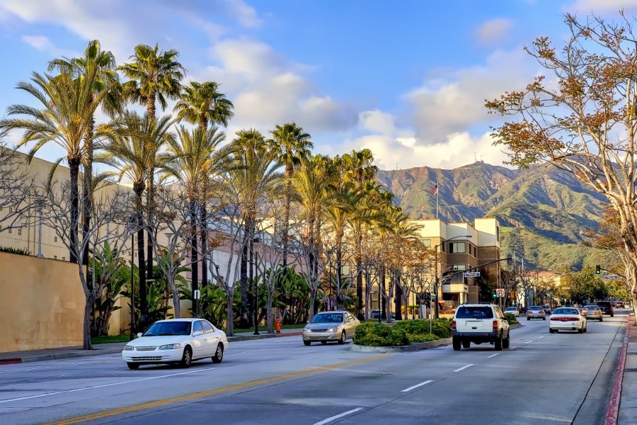 Burbank. Lux Blue - Shutterstock.com