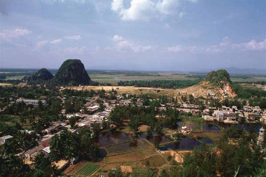 Montagnes de marbre près de Dà Nang. Author's Image