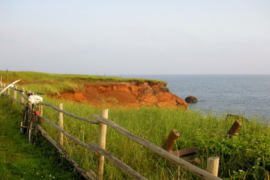 Cyclotourisme aux Îles de la Madeleine. Valérie FORTIER