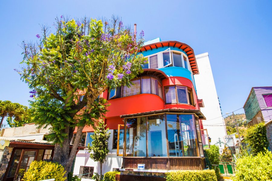 La Sebastiana à Valaparaíso, une des maisons de Pablo Neruda. Sun_Shine - Shutterstock.com