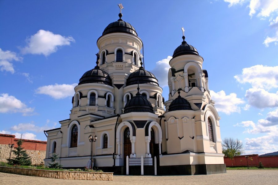 Cathédrale de Capriana. Cristian Lisii - Shutterstock.com