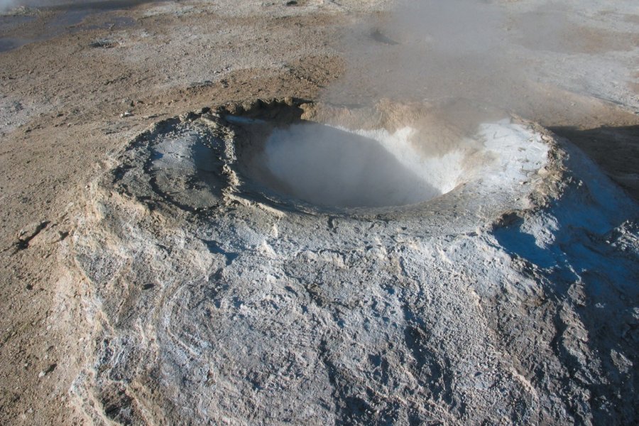 Geysers del Tatio fumant Arnaud BONNEFOY