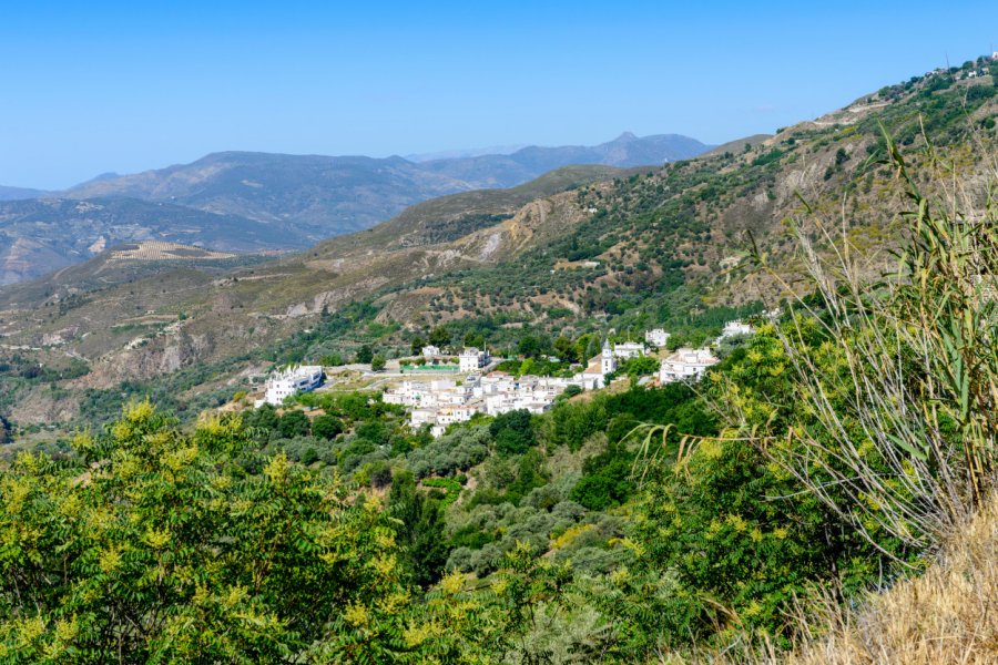 Le village de Pîtres. Fotomicar - Shutterstock.com