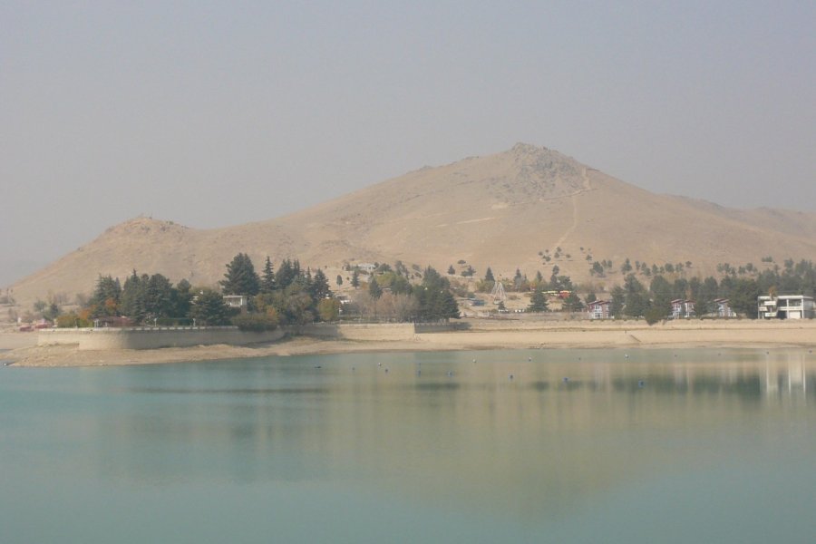 À quelques kilomètres de Kaboul, le lac de Carghea, lieu de promenade des Kaboulis le vendredi. Constance de Bonnaventure