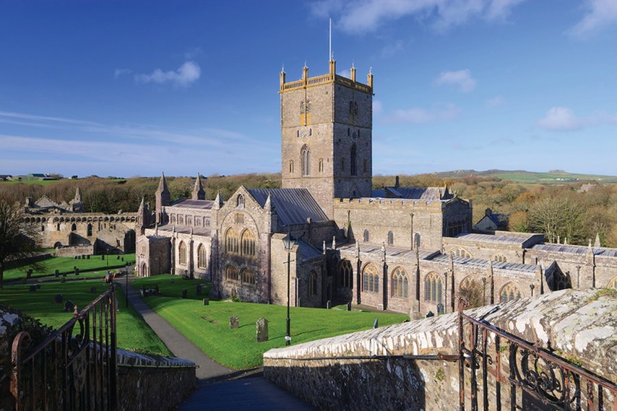 Saint David's, la plus grande église du Pays de Galles. Pembrokeshire Coast National Park Authority