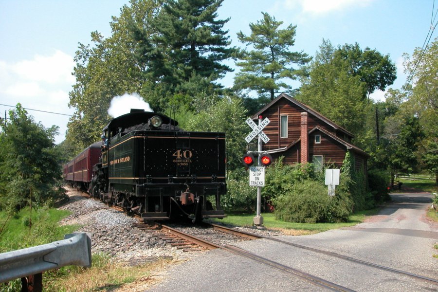 Ancienne locomotive à moteur, New Hope. Michael DiMunno - Shutterstock.com