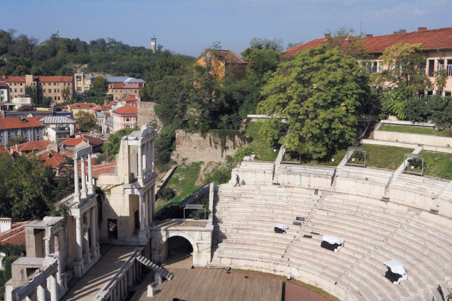 Amphithéâtre romain. Author's Image