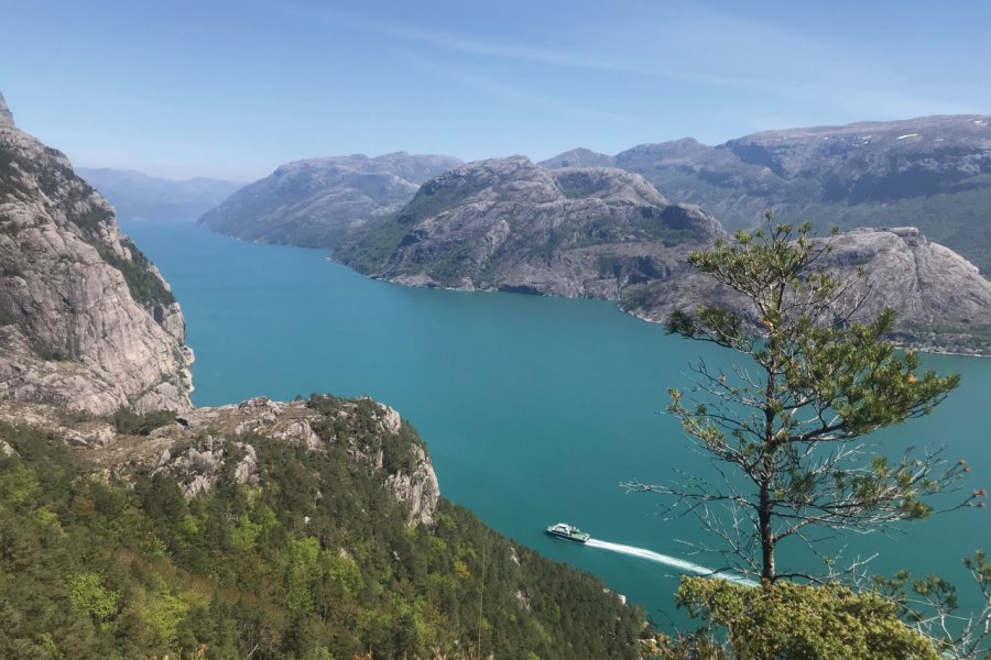 Vue sur le Lysefjord. Anne Ravier