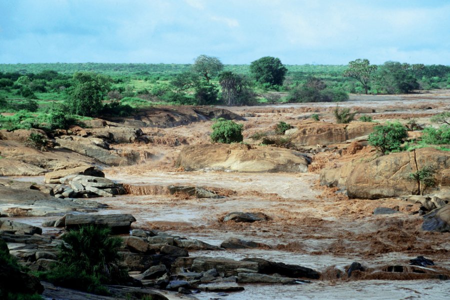 Chutes de Lugard Kenya Tourist Board