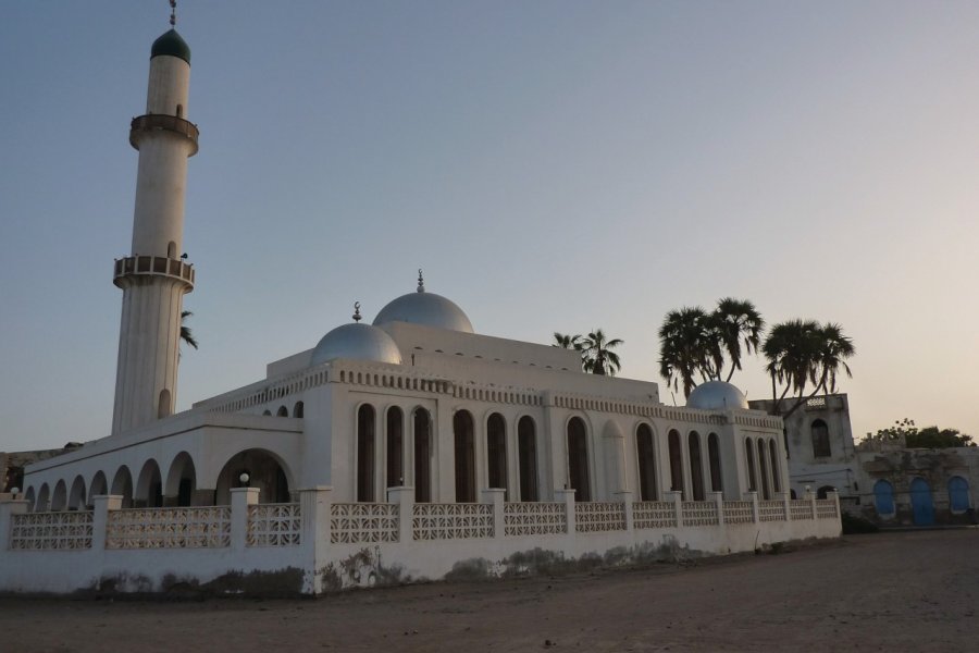 Coucher de soleil sur la Grande Mosquée de Massawa. Charlotte FICHEUX