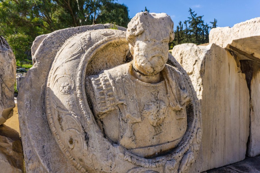 Sculptures romaines. Andronos Haris - Shutterstock.com