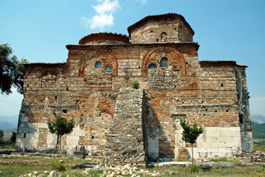 Monastère Saint-Nicolas-de-Mésopotam. salajean - Shutterstock.com