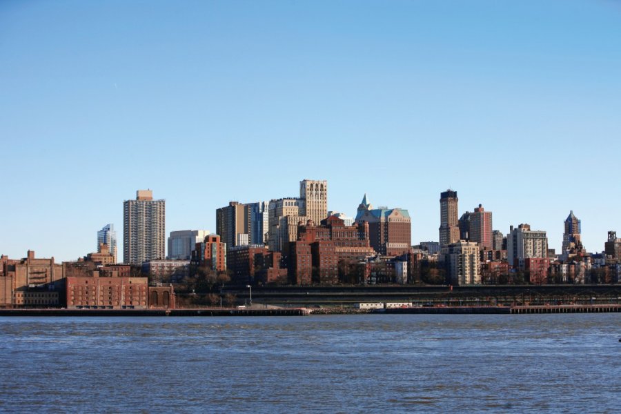 Vue sur le Bronx depuis Manhattan. Konstantin32 - iStockphoto