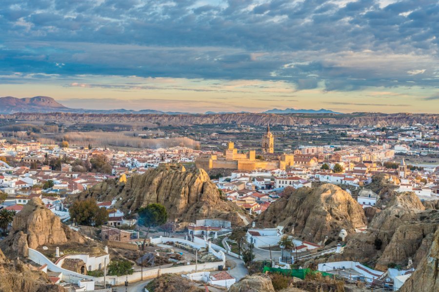 Panorama de Guadix. (© Anibal Trejo - Shutterstock.com))