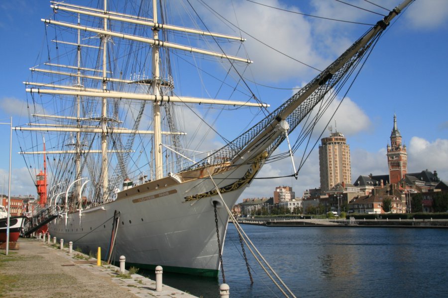 Port de Dunkerque. Samuel WERNAIN - FOTOLIA