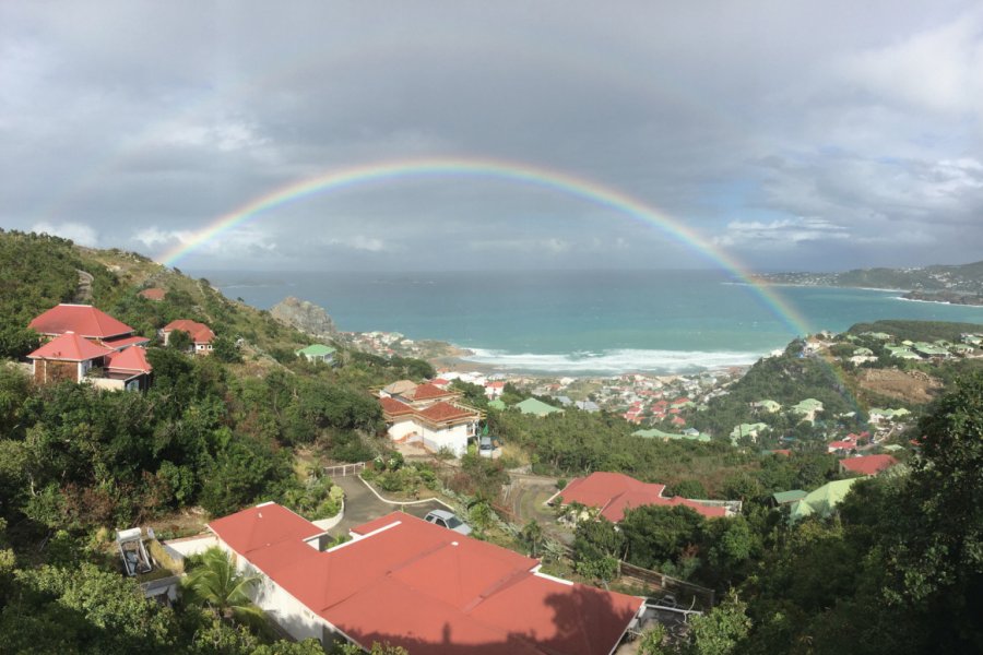 Un grain passe et un arc-en-ciel apparaît. Magali Couaillet