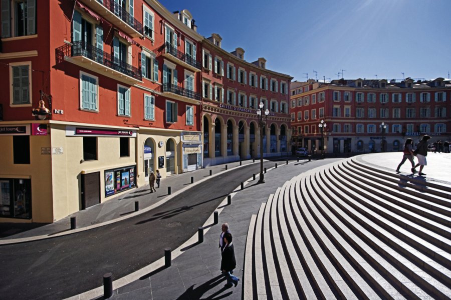 Place Masséna Marta - Fotolia