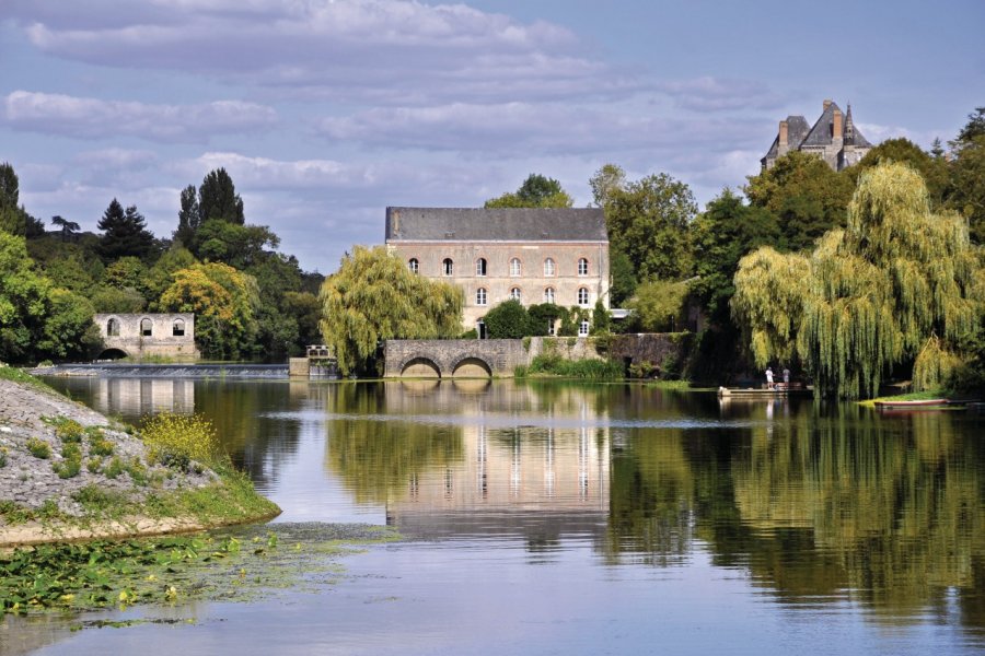 La rivière de la Sarthe près de Sablé-sur-Sarthe Christian MUSAT - Fotolia