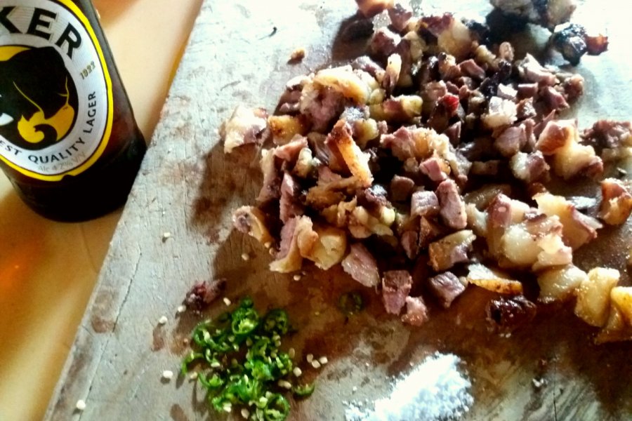 Le Nyama Choma typique de la cuisine kenyane. Sophie ROCHERIEUX
