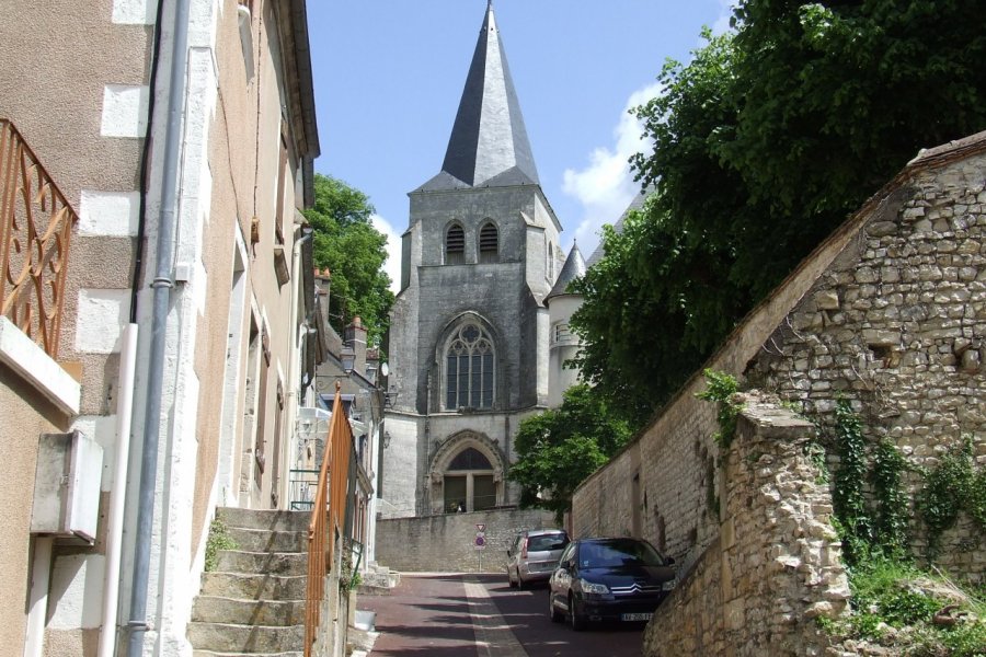 L'église Saint-Pierre à Pouilly. Laëtitia STEIMETZ