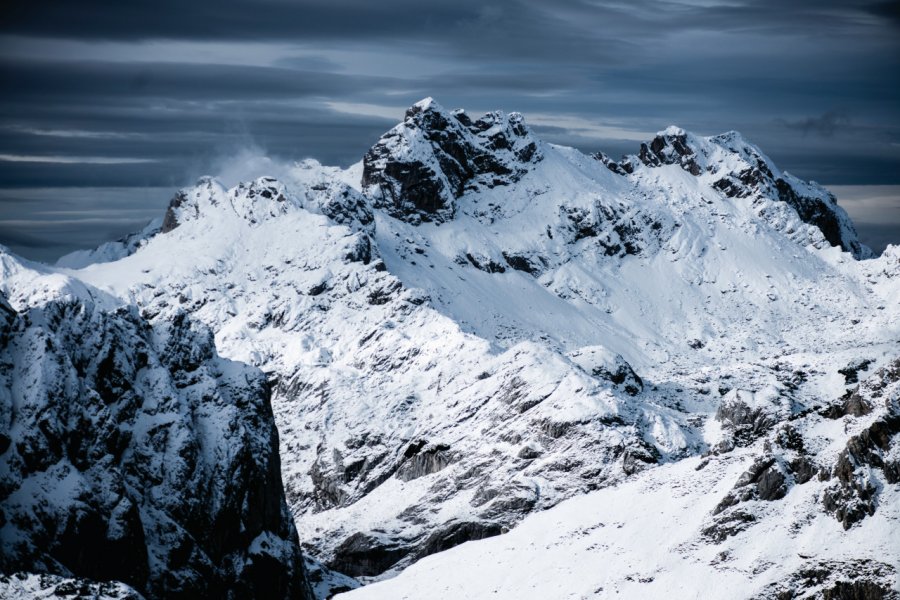 Les pics enneigés du Durmitor. istankov - iStockphoto.com