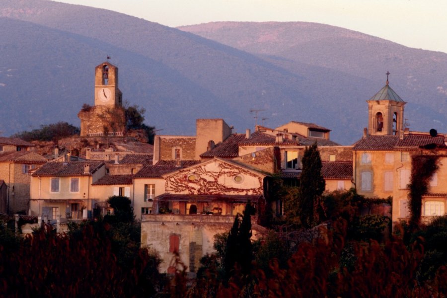 Vue de Lourmarin VINCENT FORMICA