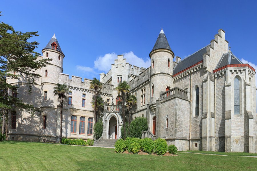 Château Observatoire Abbadia. laurine45 - Adobe Stock