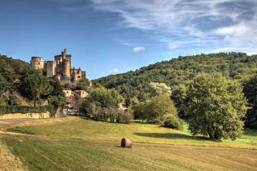 La château de Bonaguil. panosud360 - stock.adobe.com