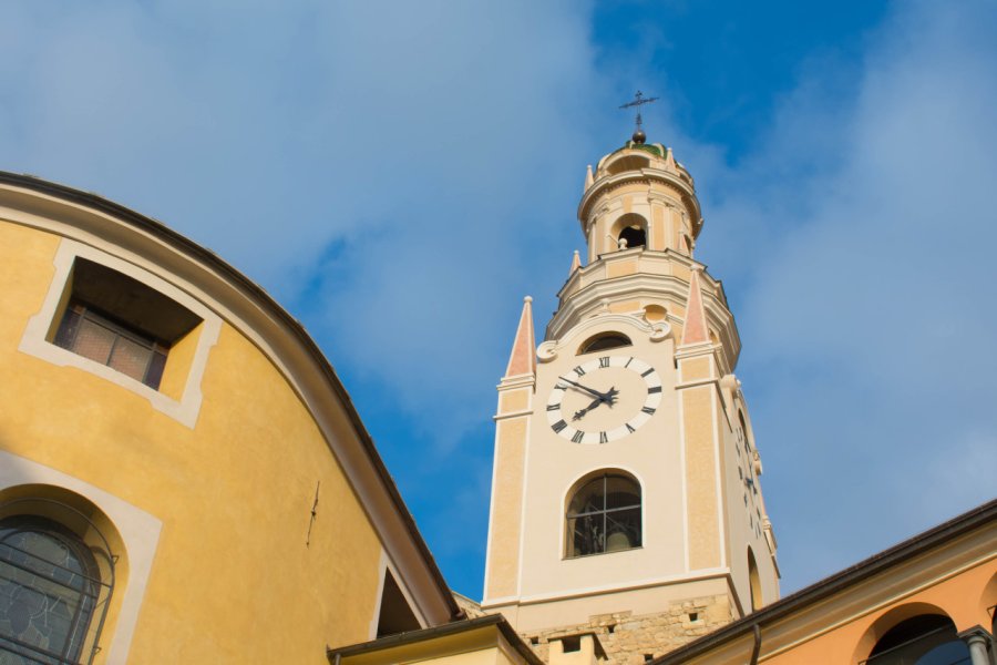 Le clocher de la cathédrale de San Siro. Sergey - Fotolia