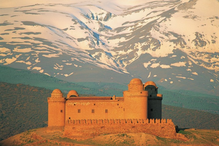 Le château de la Calahorra, exemple d'architecture Renaissance en Espagne. Hugo Canabi - Iconotec
