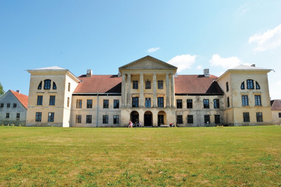 Manoir de Kolga. Nigar Alizada - Shutterstock.com