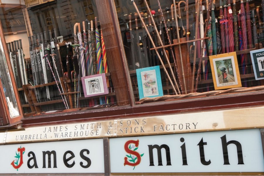 James Smith & Sons, fabricant de parapluies. Lawrence BANAHAN - Author's Image