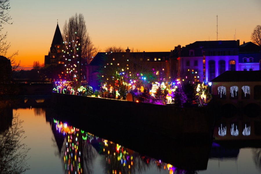 Illuminations de noël à Metz. philippe montembaut - stock.adobe.com