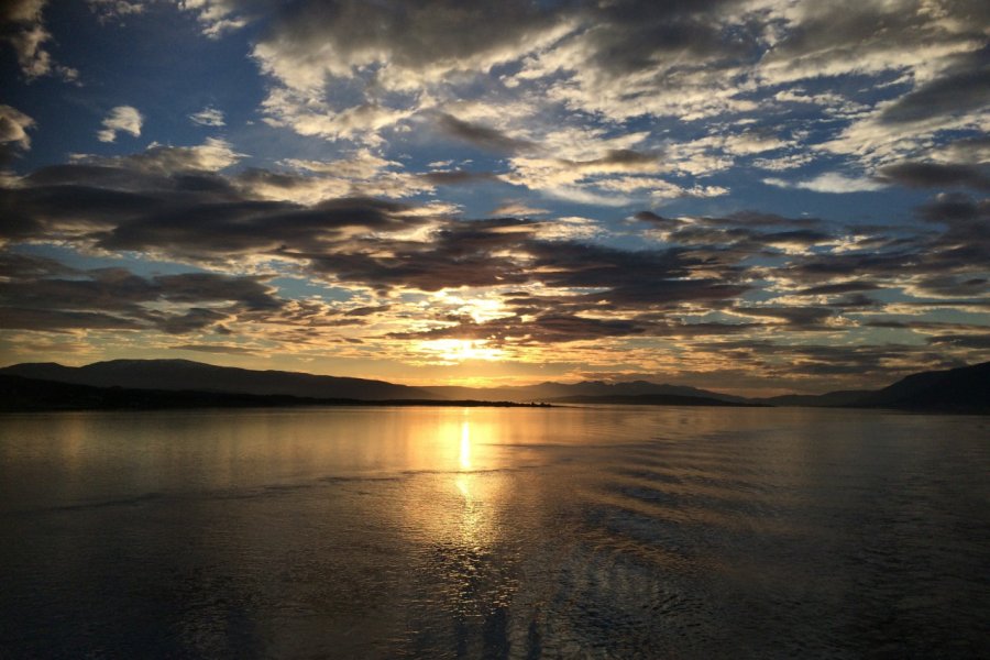 Soleil de minuit à Tromsø. Natalia Collier