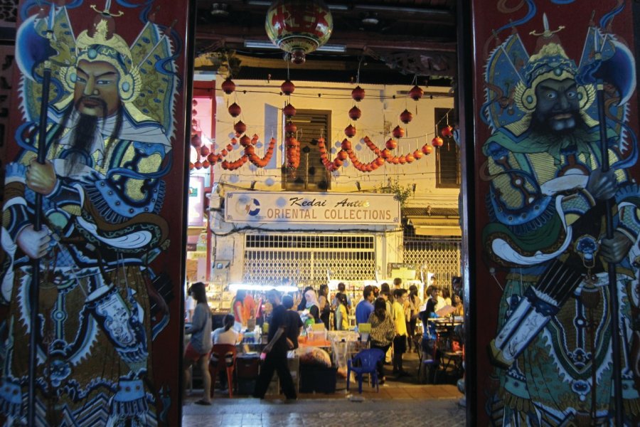 Portes du temple chinois de Jalan Tun Tan Cheng Lock Stéphan SZEREMETA