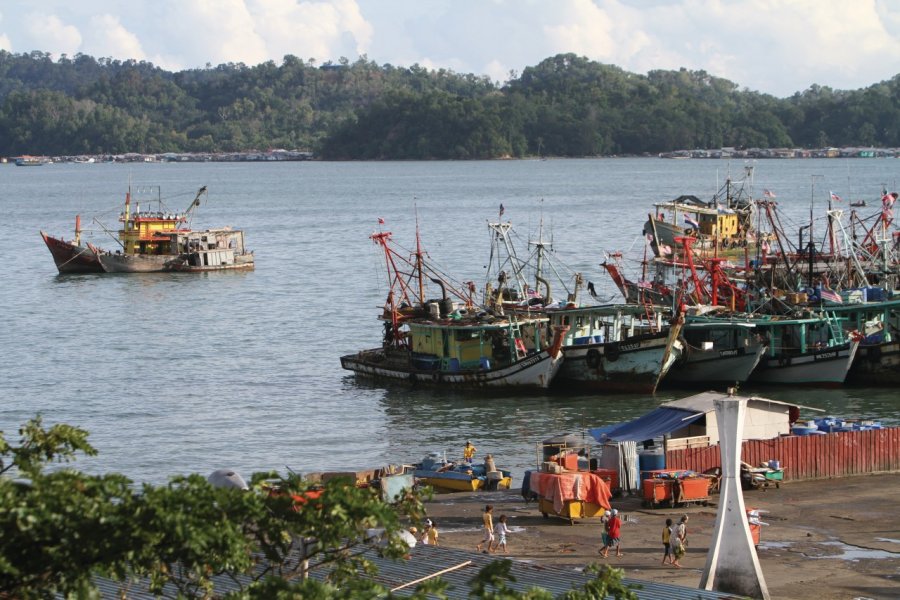 Port de pêche de Kota Kinabalu Stéphan SZEREMETA