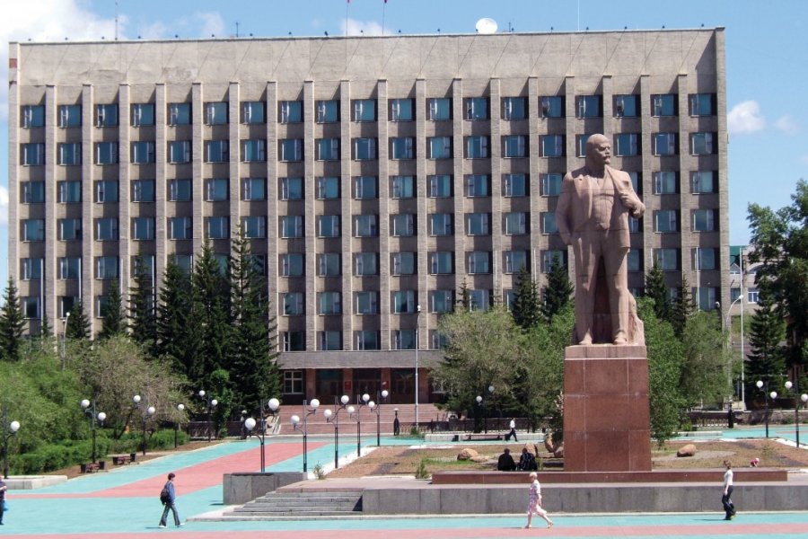Place Lénine, immeuble de l'administration régionale Stéphan SZEREMETA