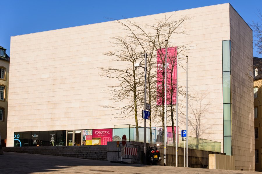 Le Musée national d'Histoire et d'art (MNHA) à Luxembourg-Ville ciwoa - Shutterstock.com