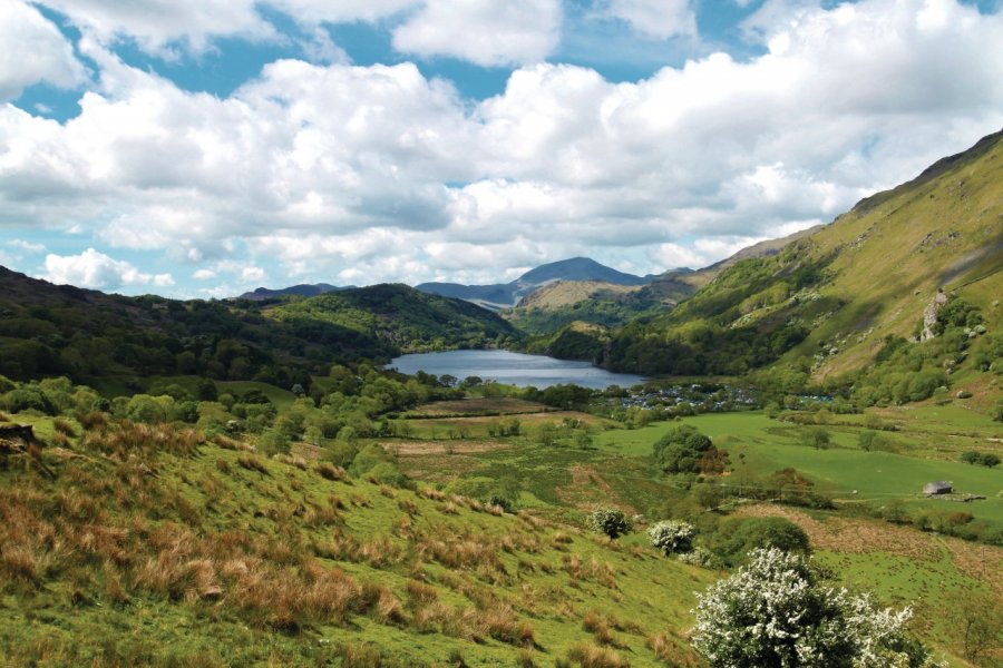 Nant Gwynant Valley iStockphoto.com/_ultraforma_