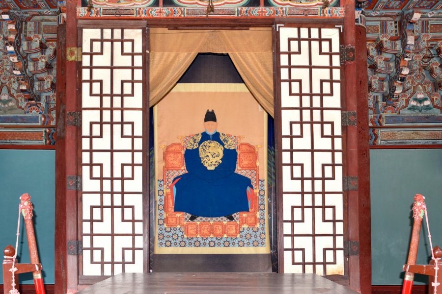 Fresque représentant Lee Seong-Gye, sanctuaire de Gyeonggijeon. Im Yeongsik - iStcokphoto.com