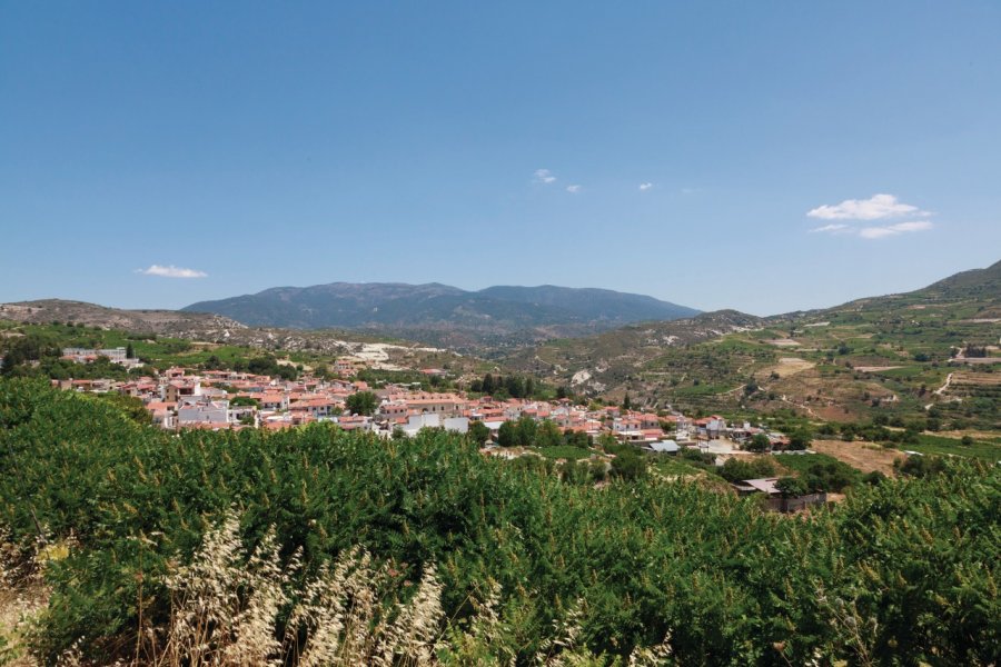 Vue sur le village de Omodos. Julien HARDY - Author's Image