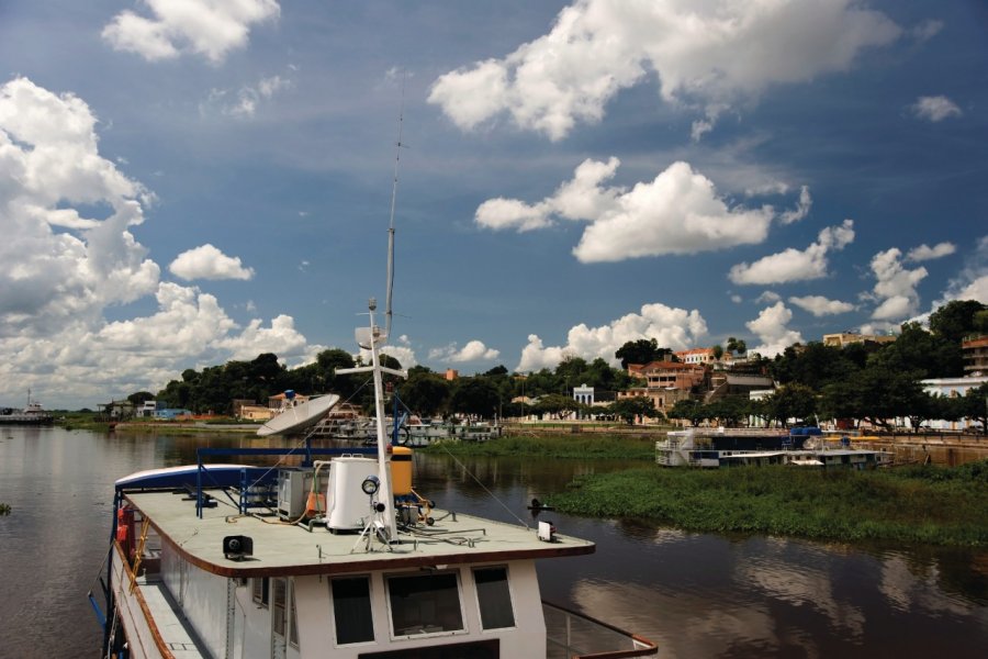 Port de Corumba. FernandoPodolski - iStockphoto.com