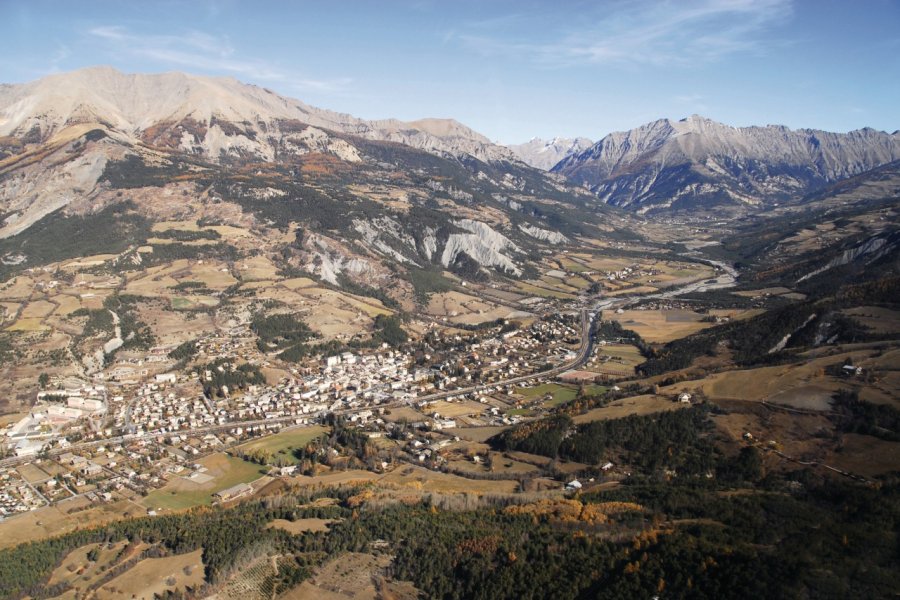 Barcelonnette et la vallée de l'Ubaye Marc CECCHETTI - Fotolia