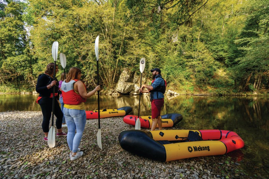 Rafting ou Kayak sur la Lesse. ExploreMeuse-Denis Closon