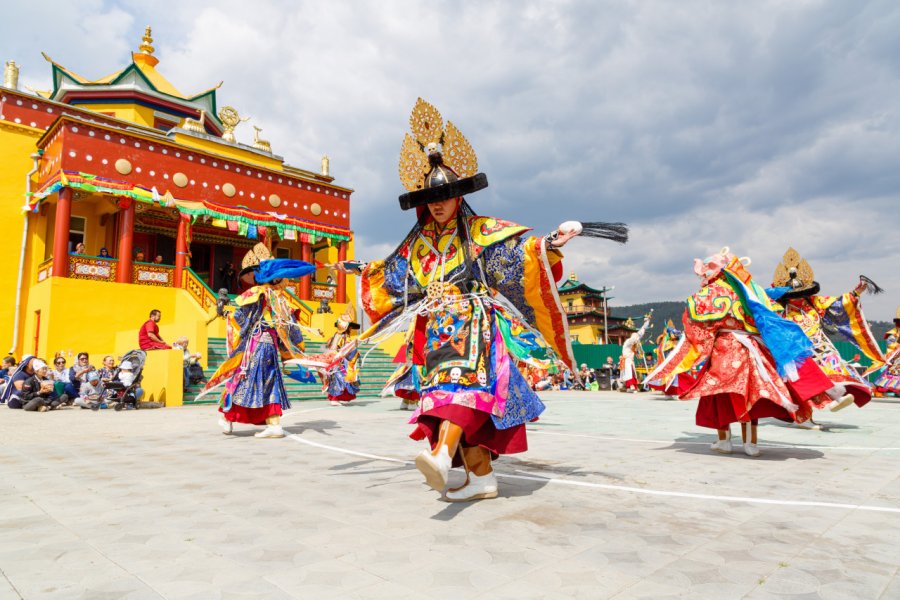 Célébration traditionnelle en Bouriatie. Ghenghis - Shutterstock.com